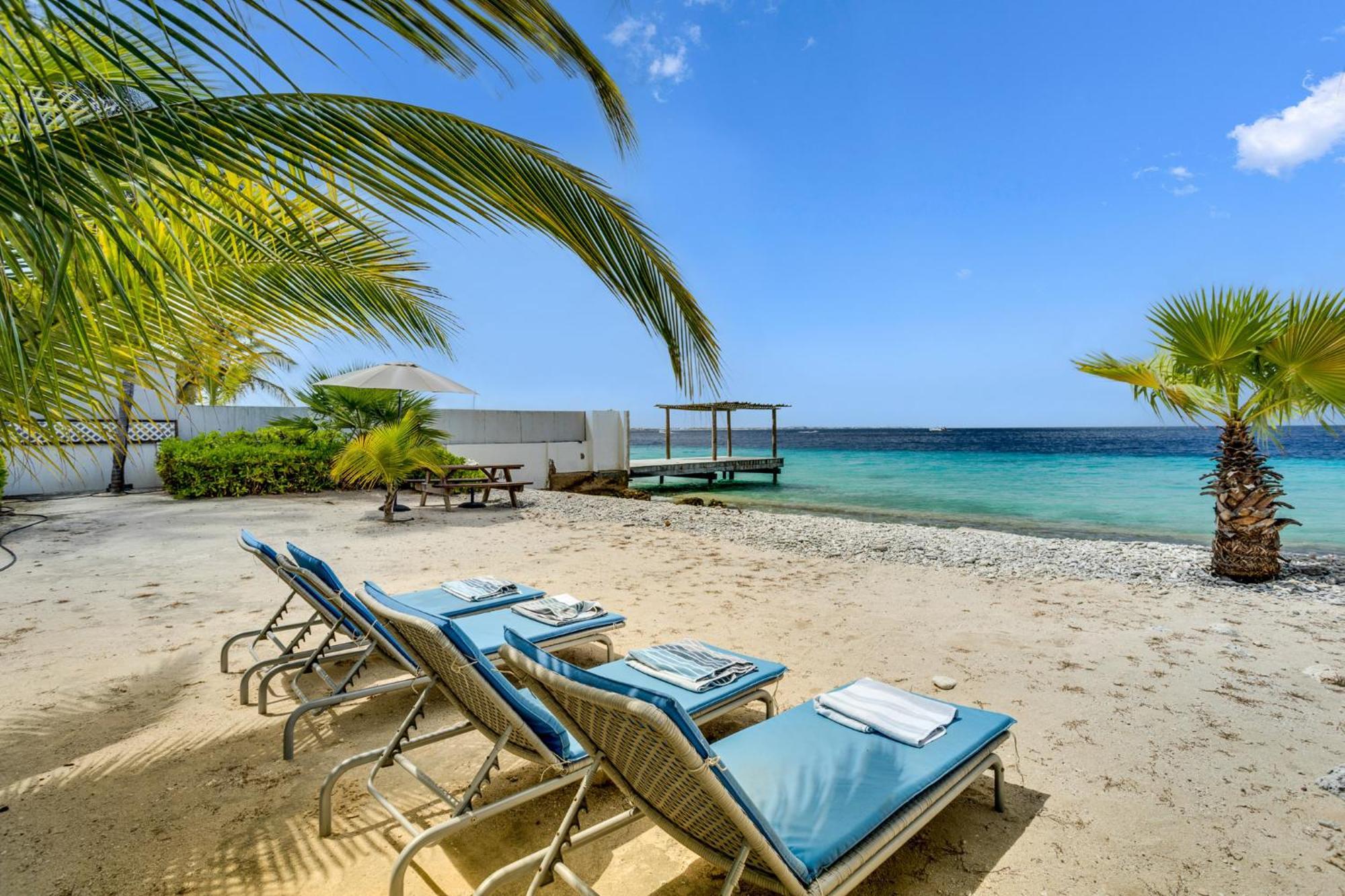 Oceanfront - Villa Port Of Call - Playa Exterior foto