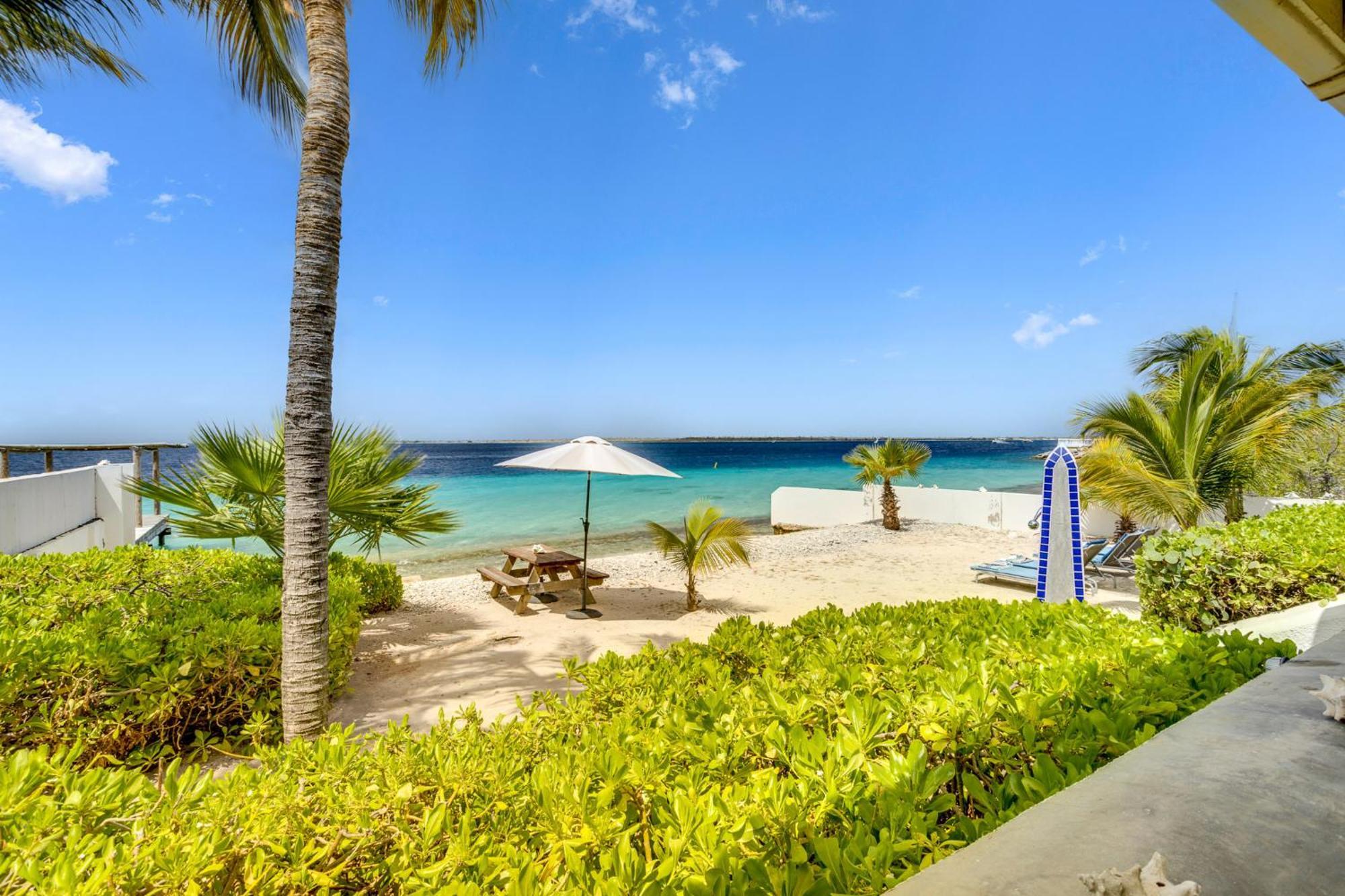 Oceanfront - Villa Port Of Call - Playa Exterior foto